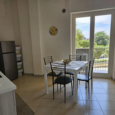 Sun & Sea Apartament *